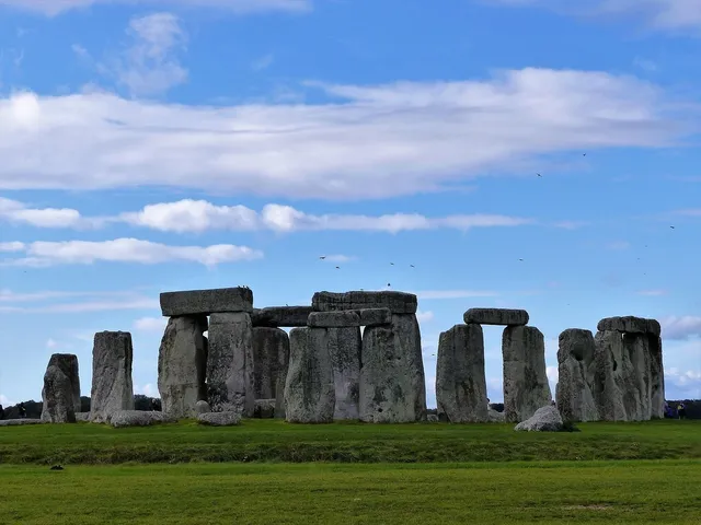 Stonehenge was built by aliens