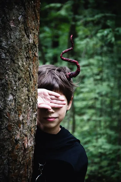 "A Children's Book of Demons": a black bagic handbook for 5-10 years old?