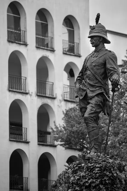 General Douglas MacArthur and the Interplanetary War