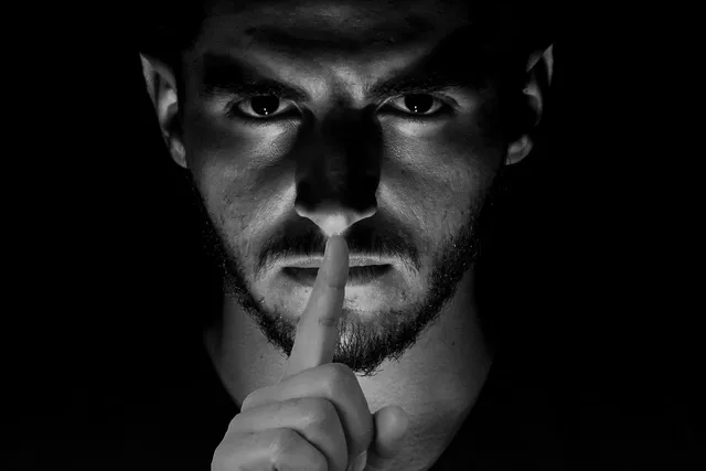Mind control Conspiracy Theories: an insidious weapon in the hands of the Strong Powers-Manipulation